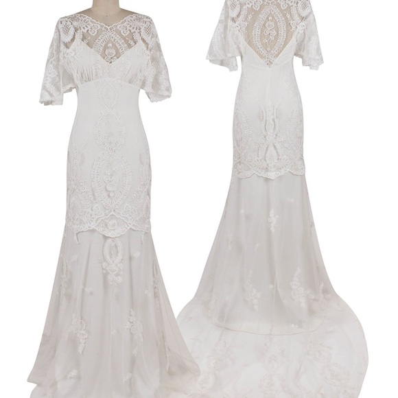 Claire Pettibone Silver Lakes wedding dress - Picture 2 of 13